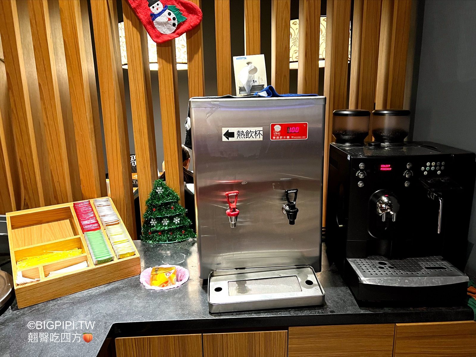 【台北車站美食】一番地壽喜燒 開封店，評價高CP值 壽喜燒吃到飽（價錢） @翹臀吃四方